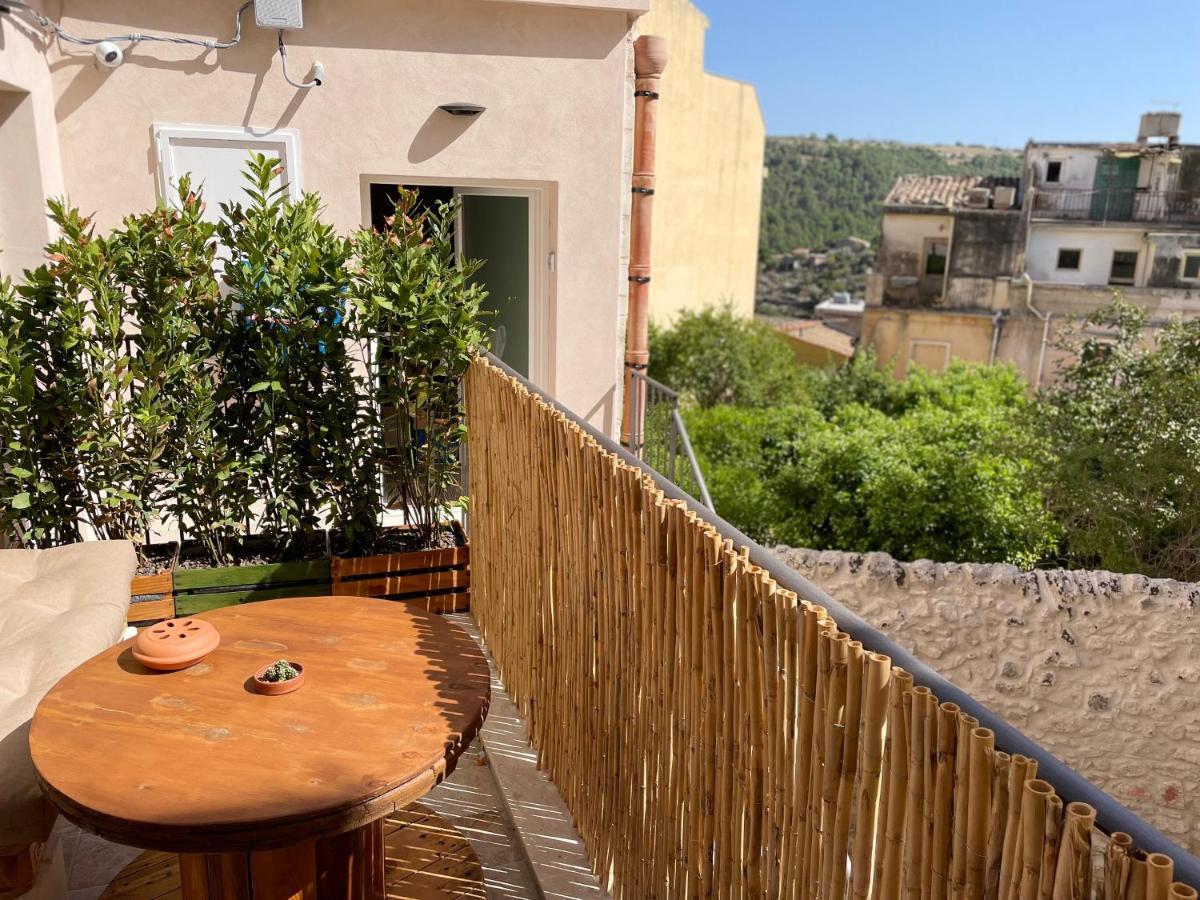Cuturissi Hospitality & Wellnees Bed and Breakfast Ragusa Buitenkant foto