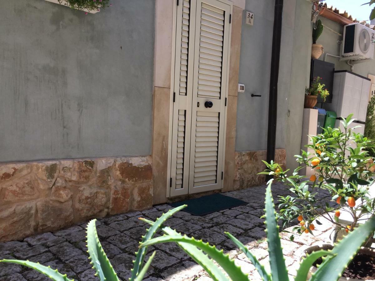 Cuturissi Hospitality & Wellnees Bed and Breakfast Ragusa Buitenkant foto